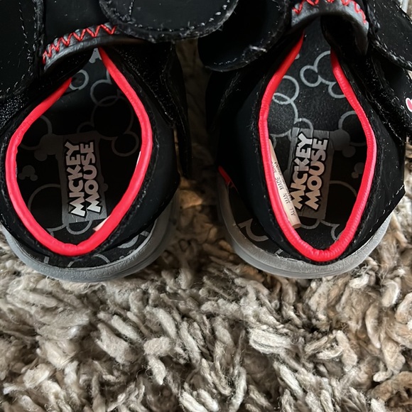 Mickey Mouse sandals - Picture 8 of 8